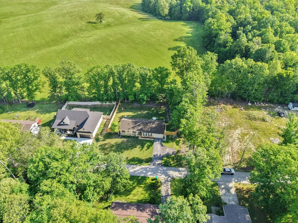321 Circle Drive Morehead KY 40351