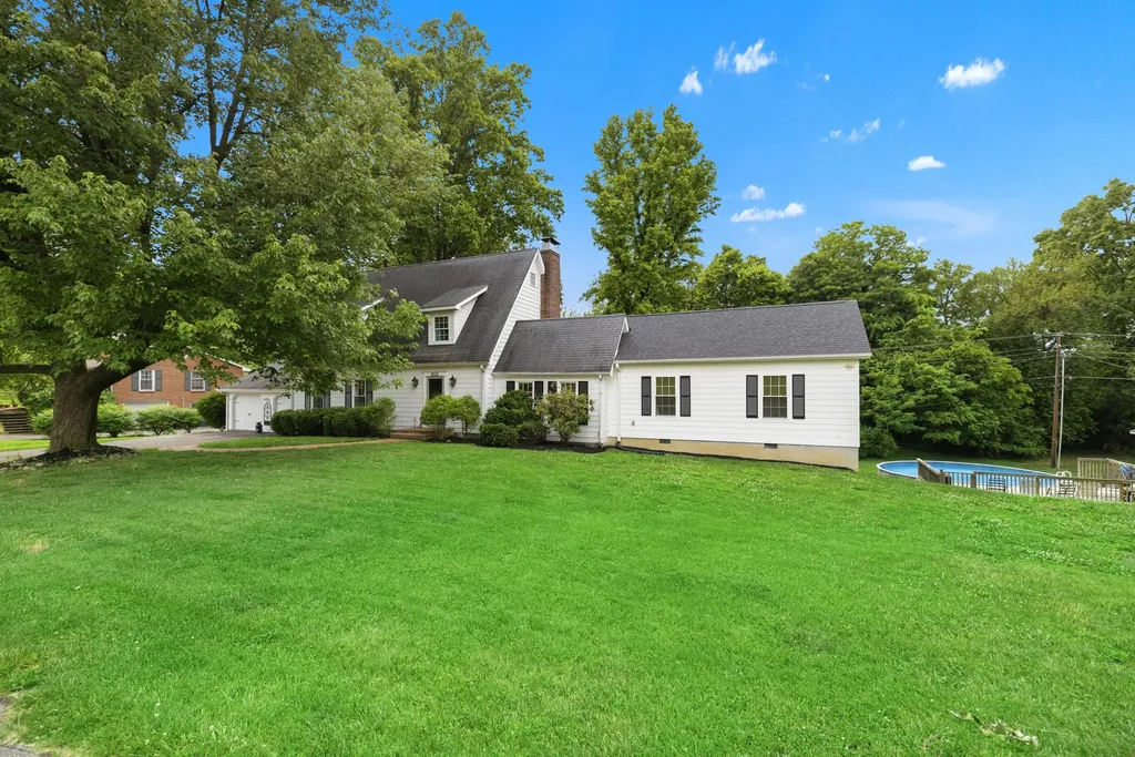 451C Boone Trail Road Danville KY 40422