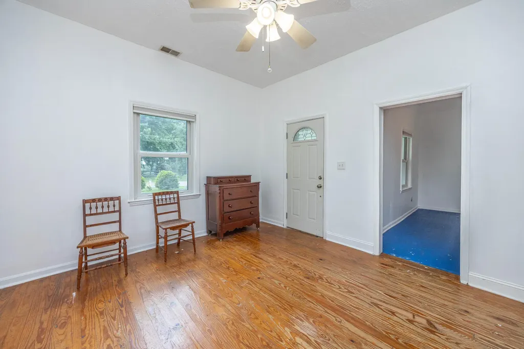 1371 Clintonville Road Paris KY 40361