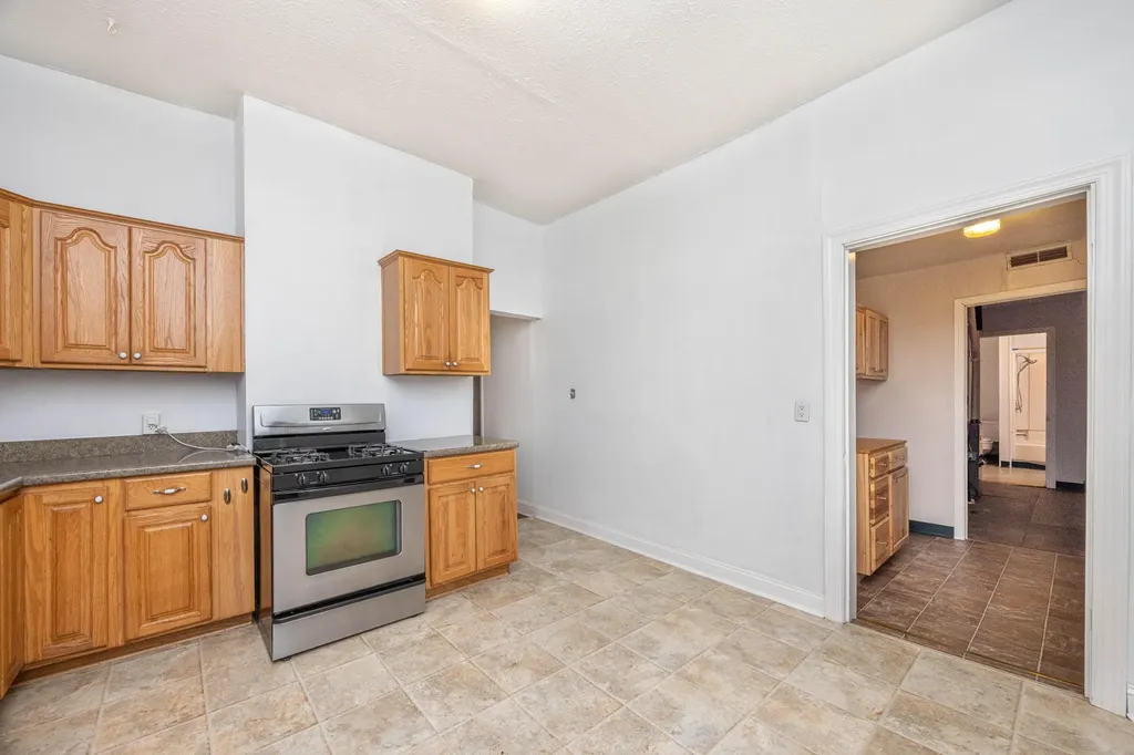1371 Clintonville Road Paris KY 40361
