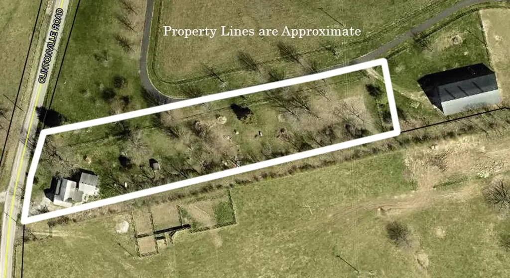 1371 Clintonville Road Paris KY 40361