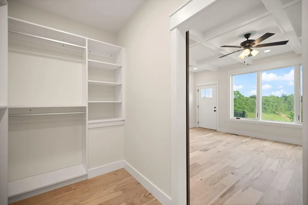 71A Eagle Landing London KY 40741