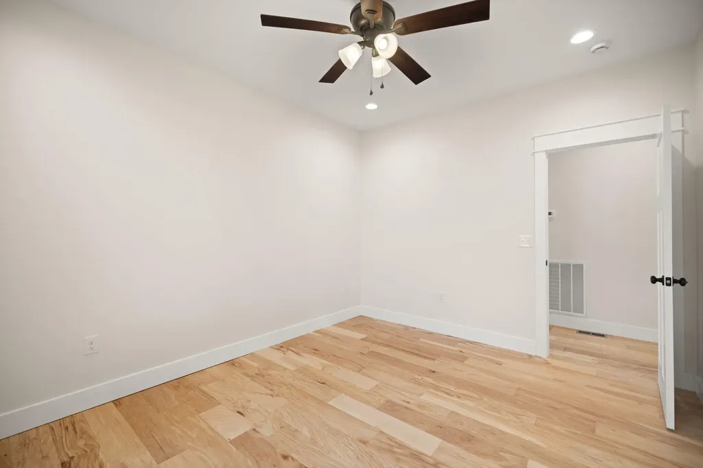 71A Eagle Landing London KY 40741