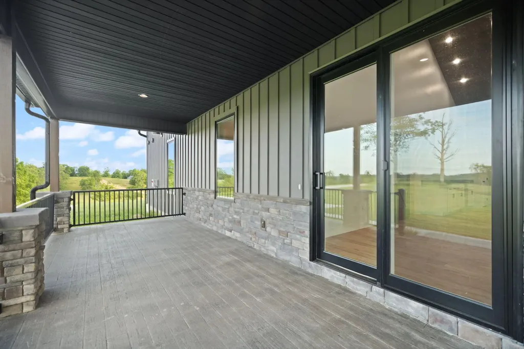 71A Eagle Landing London KY 40741
