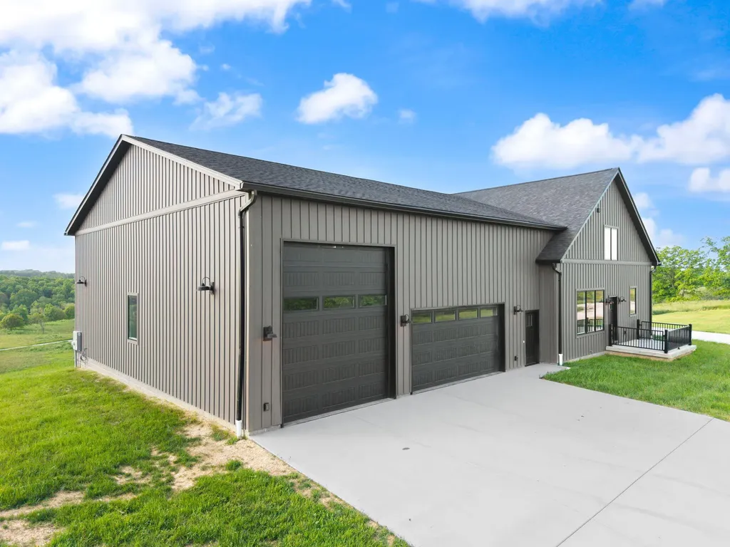 71A Eagle Landing London KY 40741
