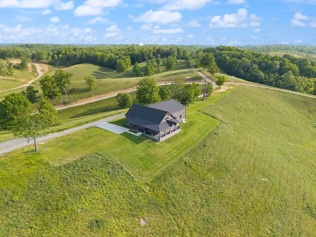 71A Eagle Landing London KY 40741