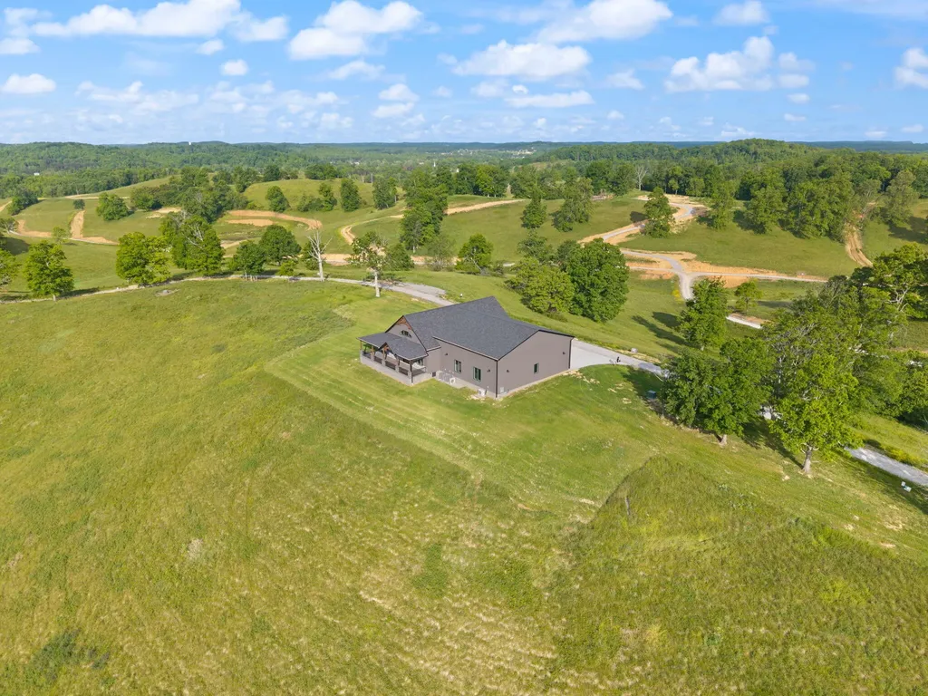 71A Eagle Landing London KY 40741