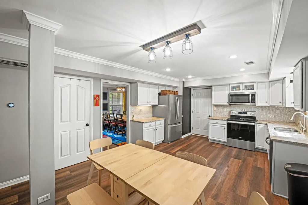 269 Meadow Valley Road Lexington KY 40511
