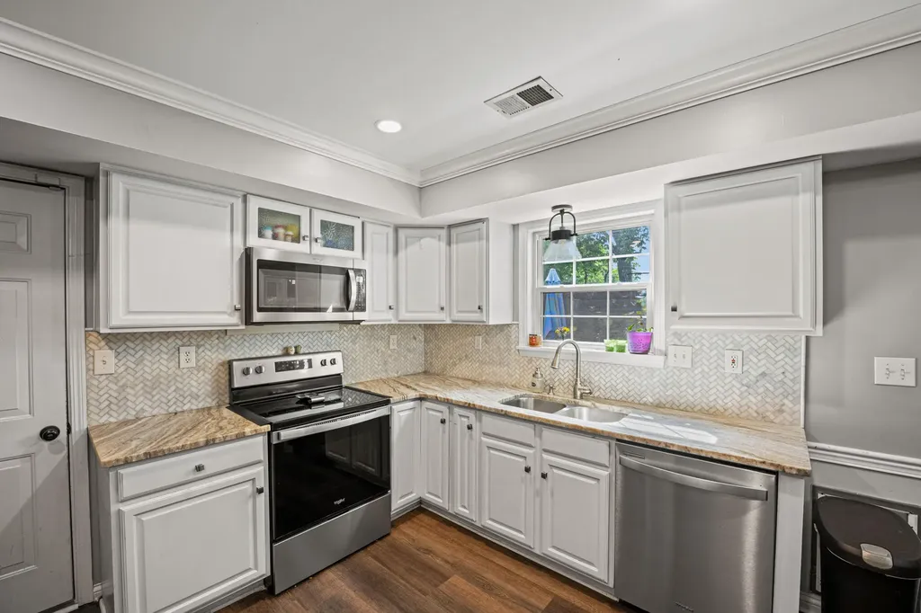 269 Meadow Valley Road Lexington KY 40511