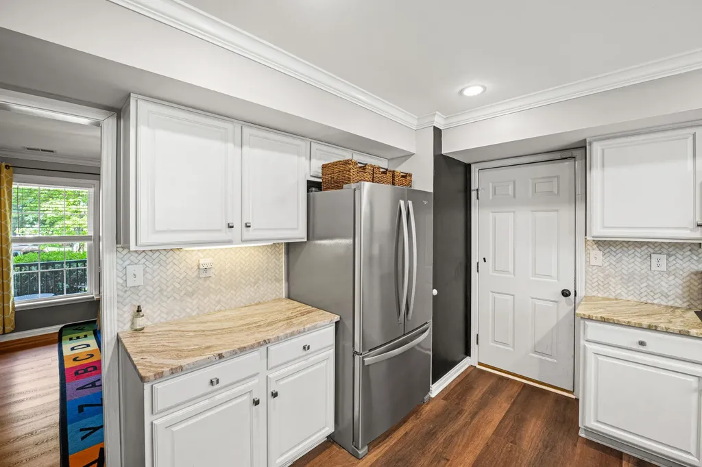 269 Meadow Valley Road Lexington KY 40511