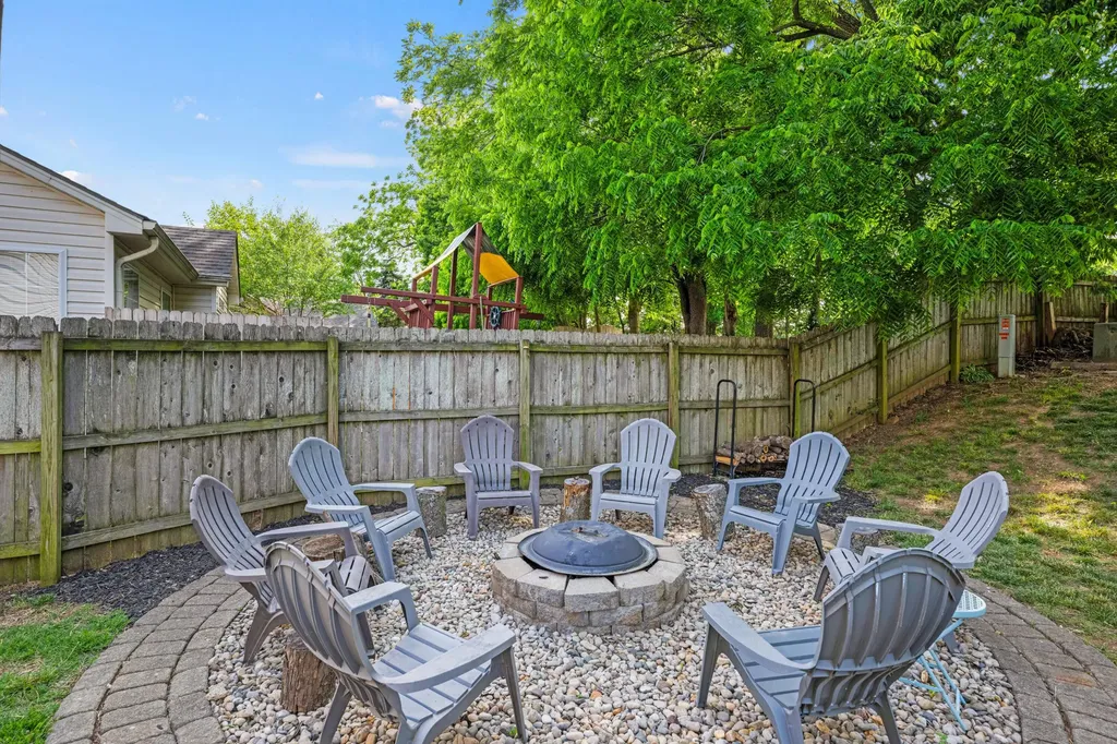 269 Meadow Valley Road Lexington KY 40511