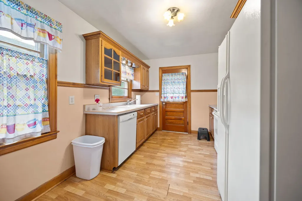1516 Nutwood Street Bowling Green KY 42104