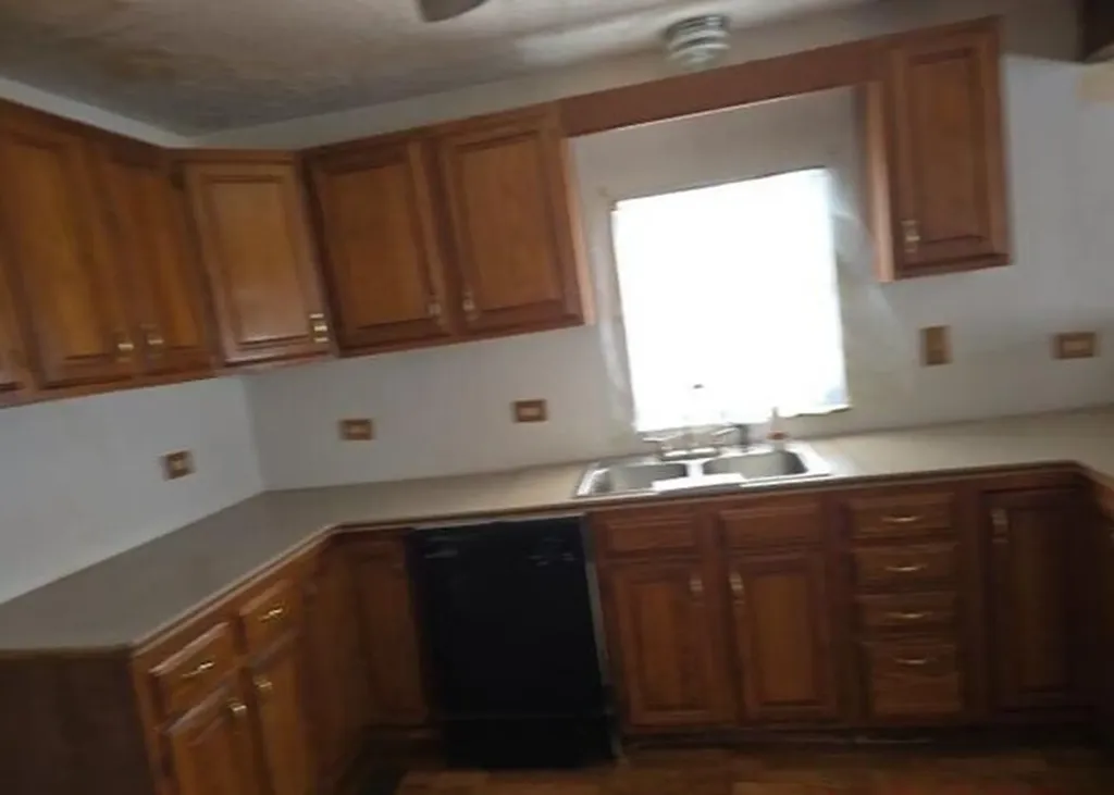 1646 Cedgap Road Louisa KY 41230