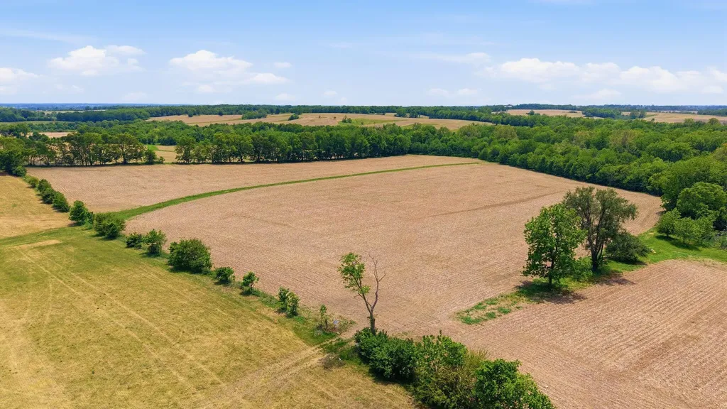 1010 Escondida Road Paris KY 40361