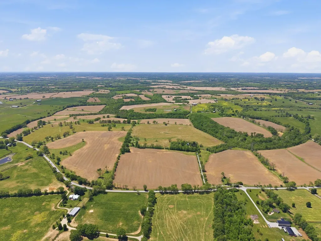 1010 Escondida Road Paris KY 40361
