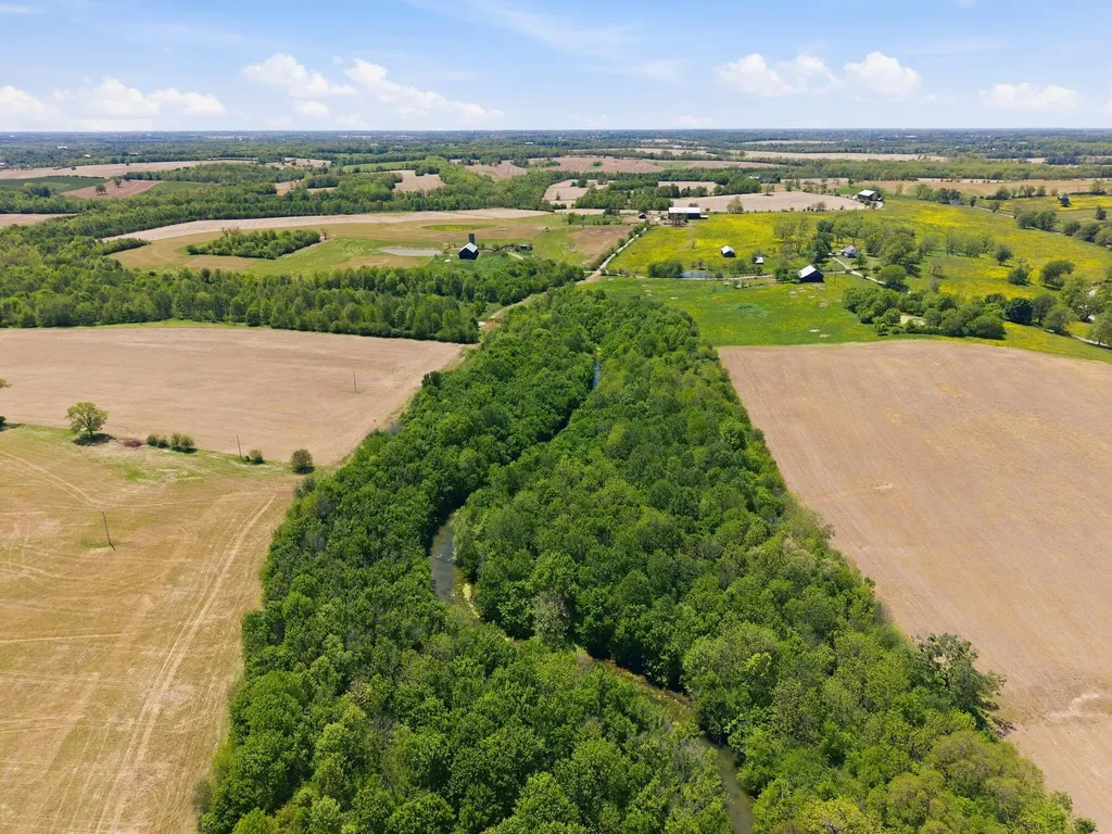 1010 Escondida Road Paris KY 40361