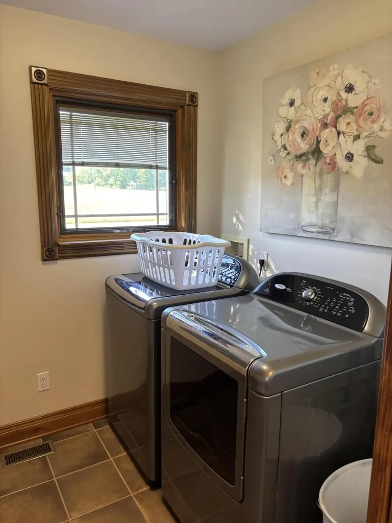 4995 Kentucky 49 Liberty KY 42539