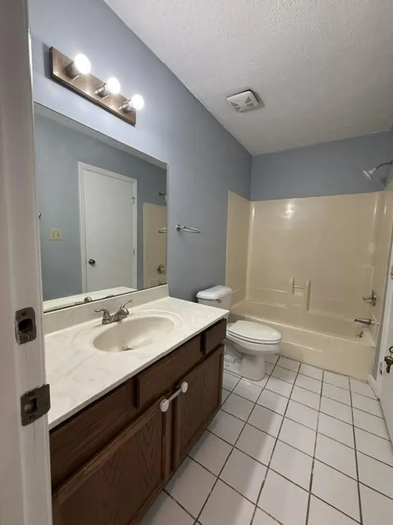 3425 Featherston Drive Lexington KY 40515