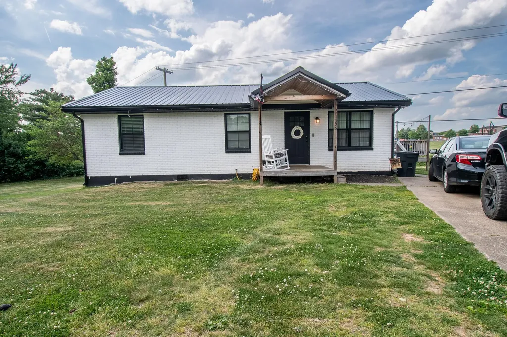 325 Ford Avenue Mt Sterling KY 40353