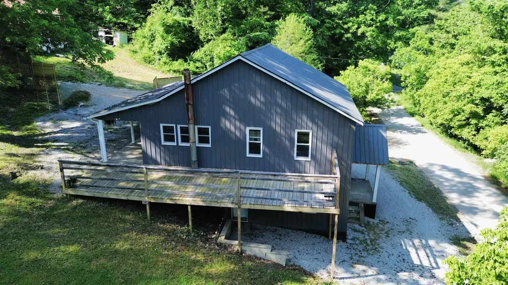 335 Hillside Street Olive Hill KY 41164