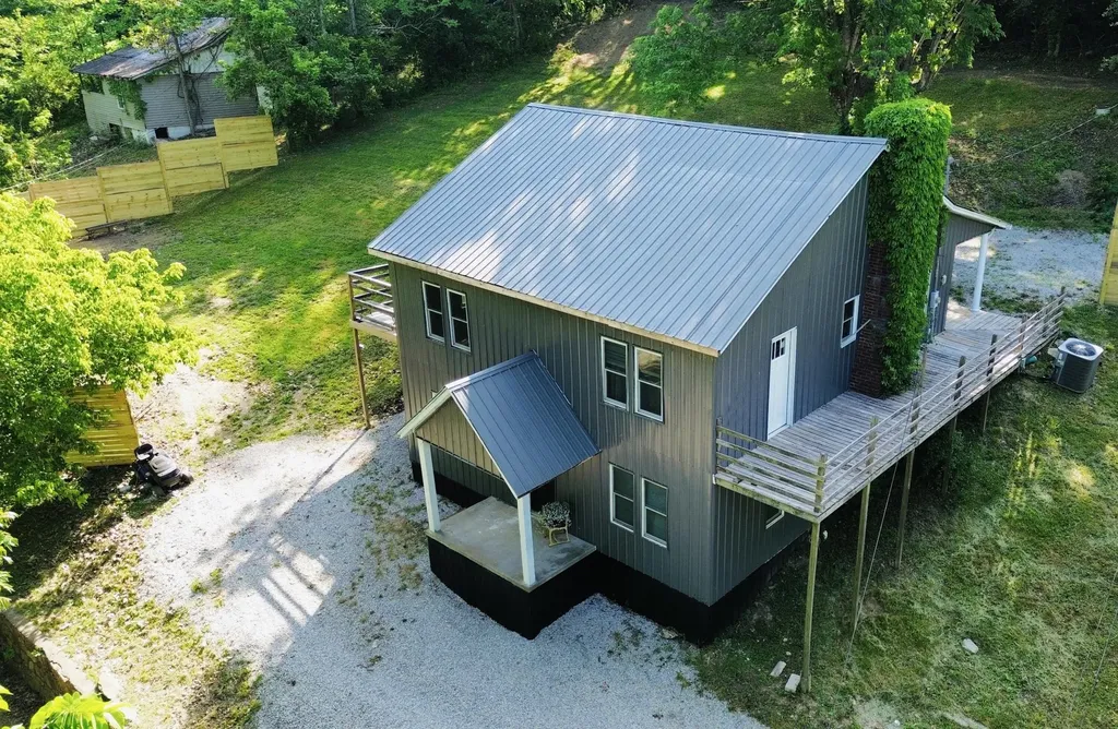 335 Hillside Street Olive Hill KY 41164