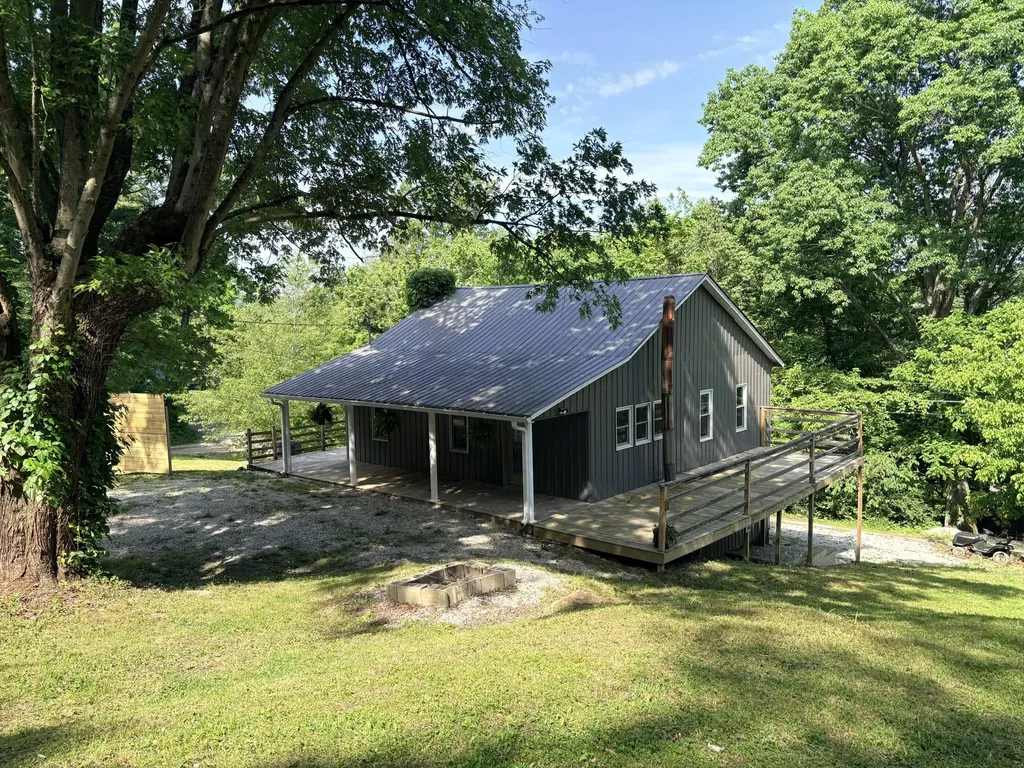335 Hillside Street Olive Hill KY 41164