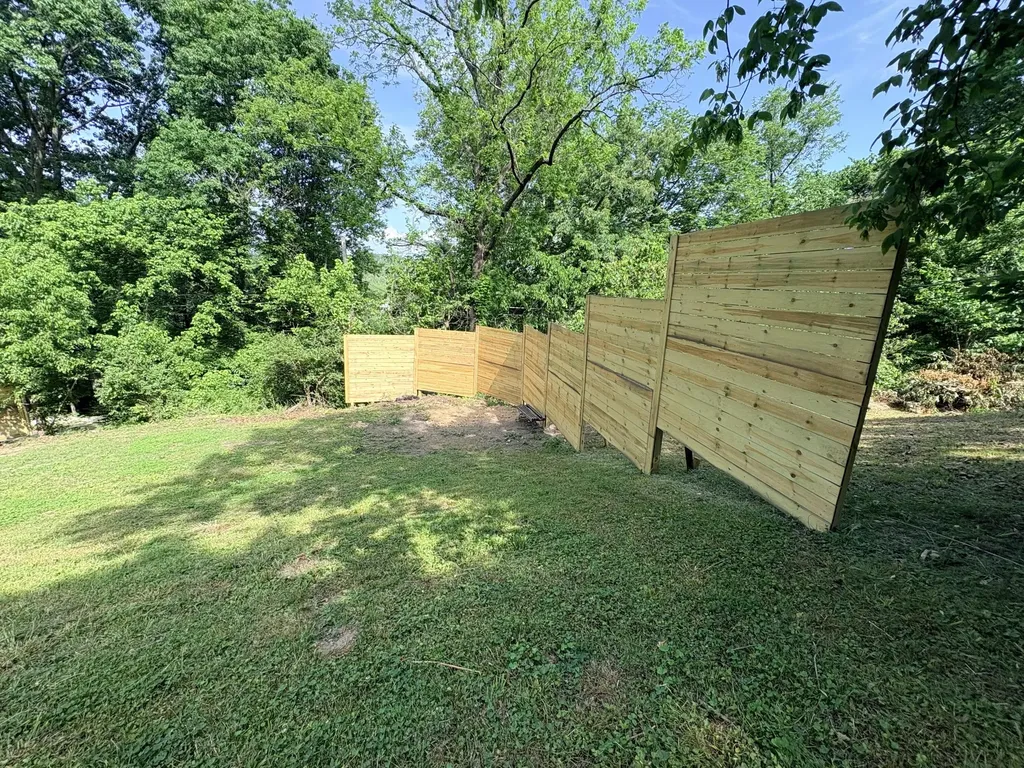 335 Hillside Street Olive Hill KY 41164