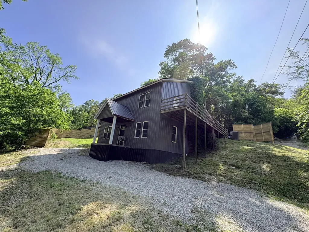 335 Hillside Street Olive Hill KY 41164