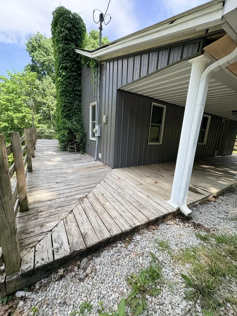 335 Hillside Street Olive Hill KY 41164