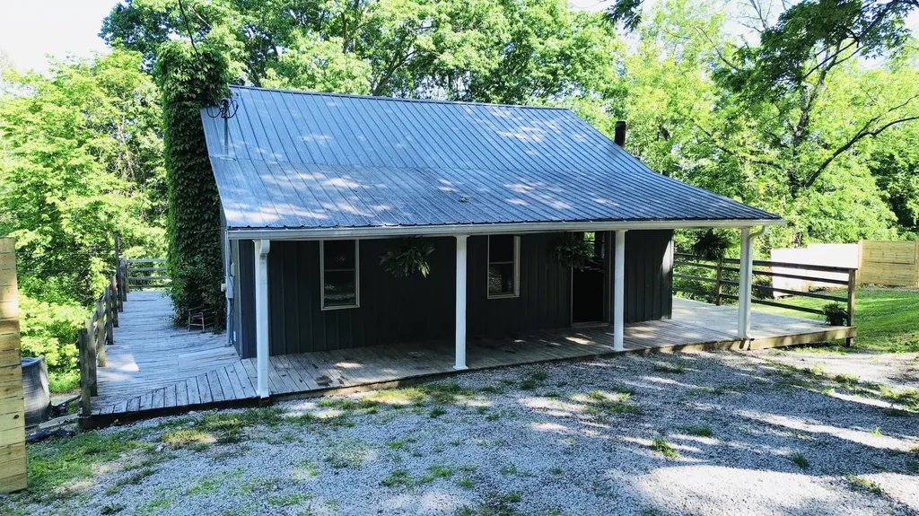 335 Hillside Street Olive Hill KY 41164