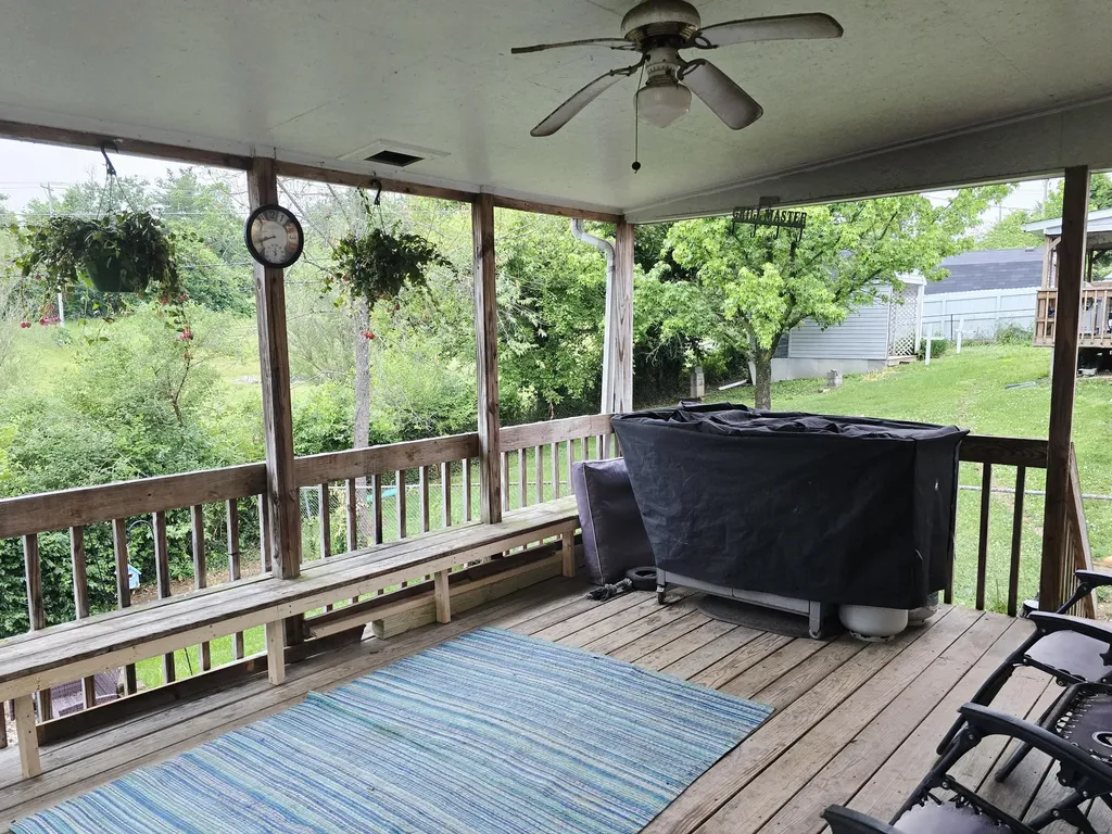 614 Benjamin Drive Richmond KY 40475