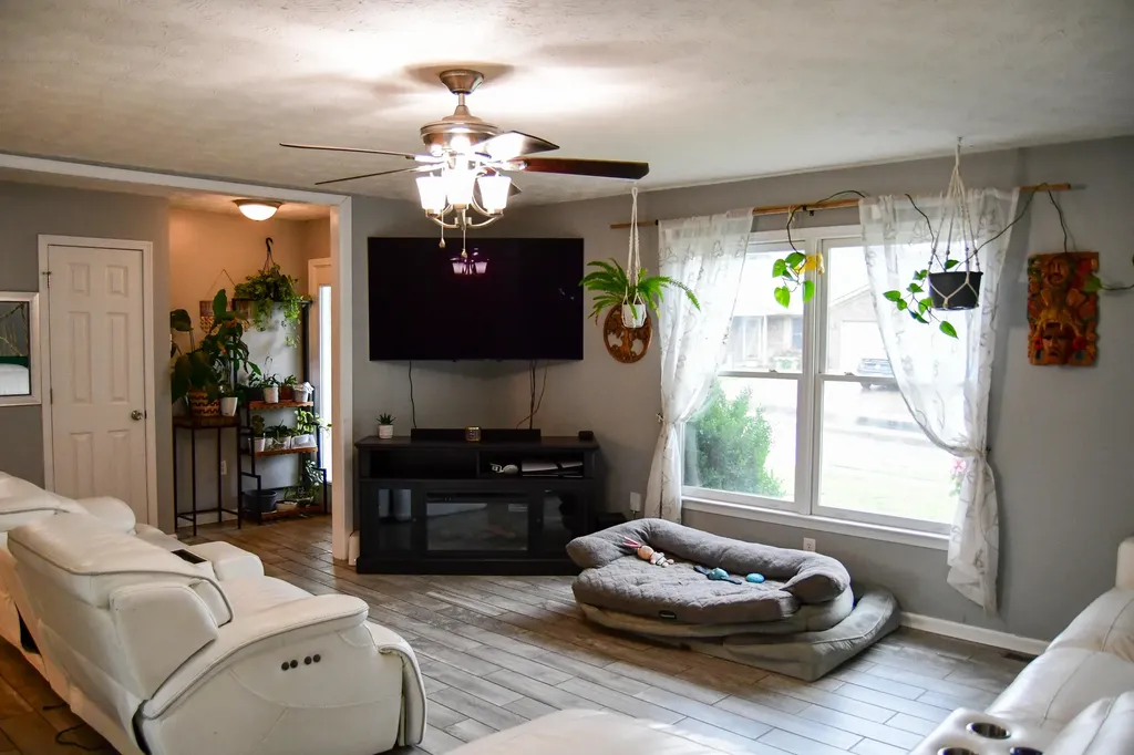 614 Benjamin Drive Richmond KY 40475