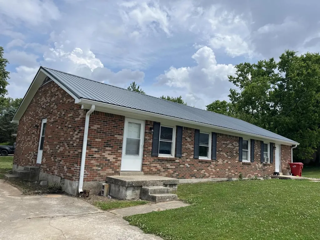 200 Longview Drive Nicholasville KY 40356
