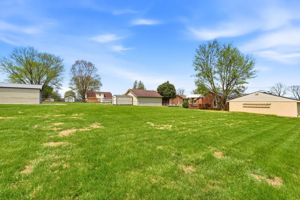 3936 Scenic Trail Shepherdsville KY 40165