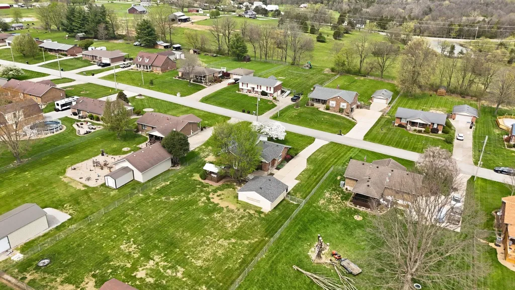 3936 Scenic Trail Shepherdsville KY 40165