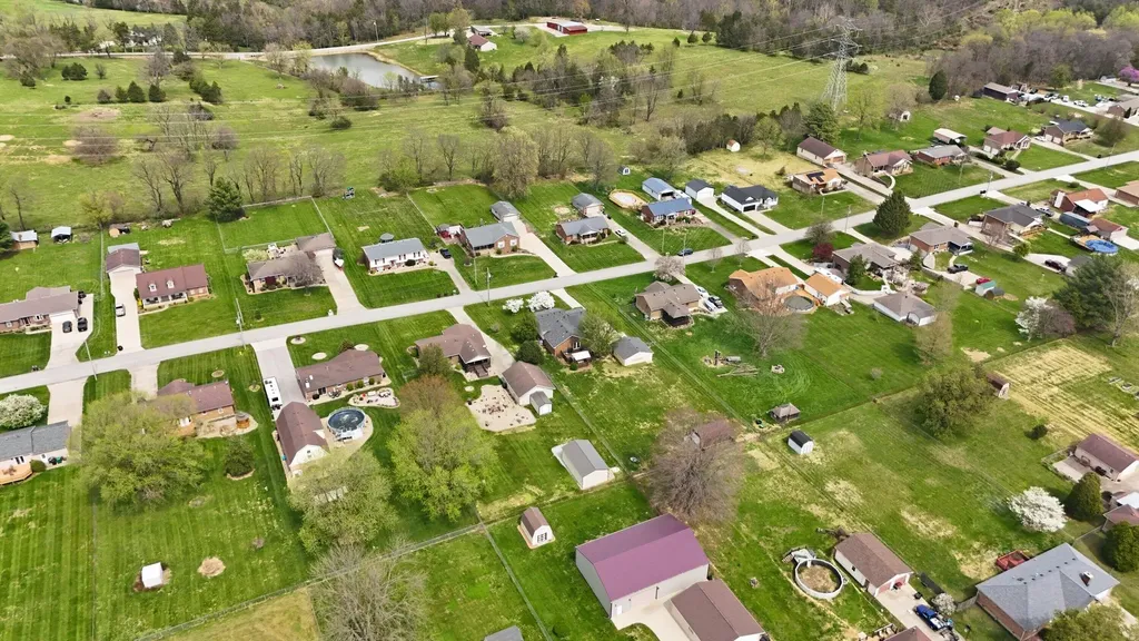 3936 Scenic Trail Shepherdsville KY 40165