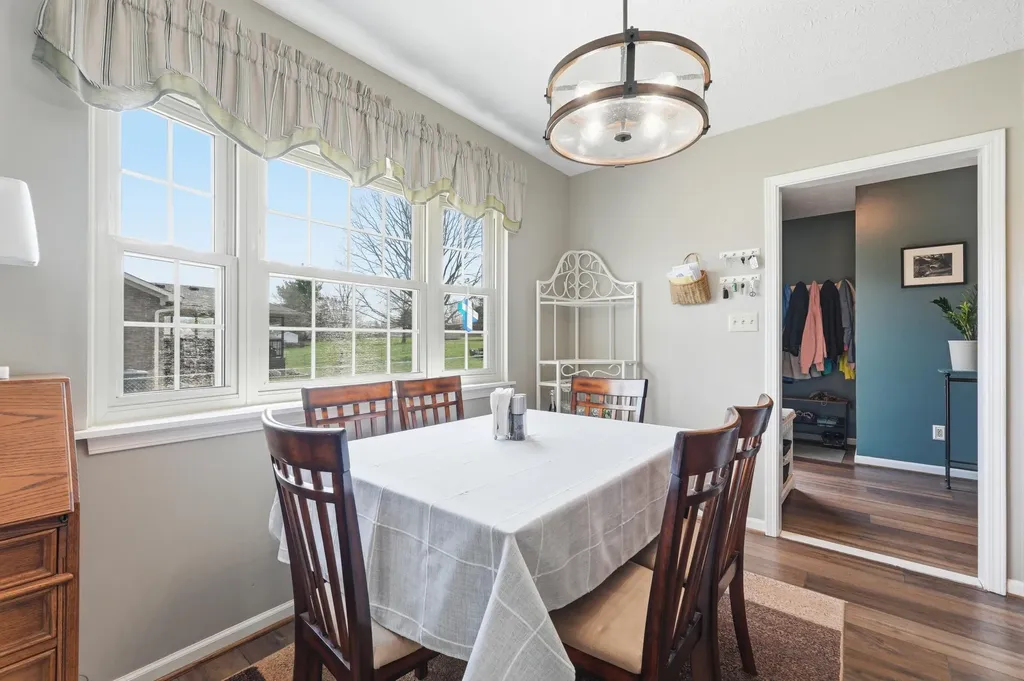 3936 Scenic Trail Shepherdsville KY 40165