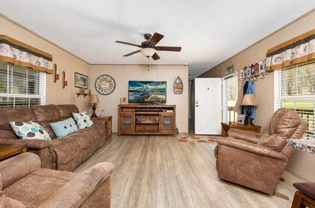 570 Little Indian Drive Jamestown KY 42629