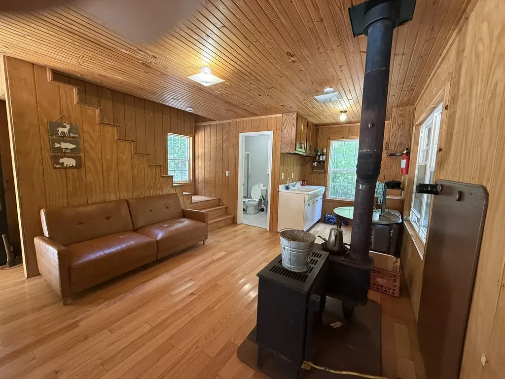 1658 Dry Hollow Road Monticello KY 42633