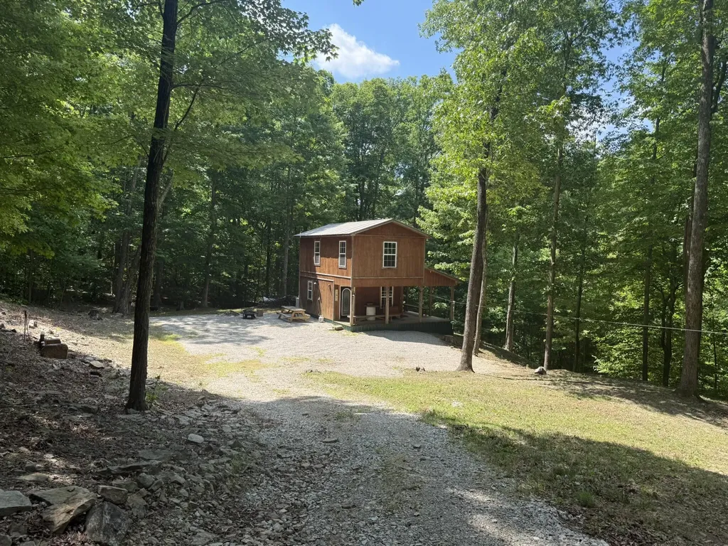 1658 Dry Hollow Road Monticello KY 42633