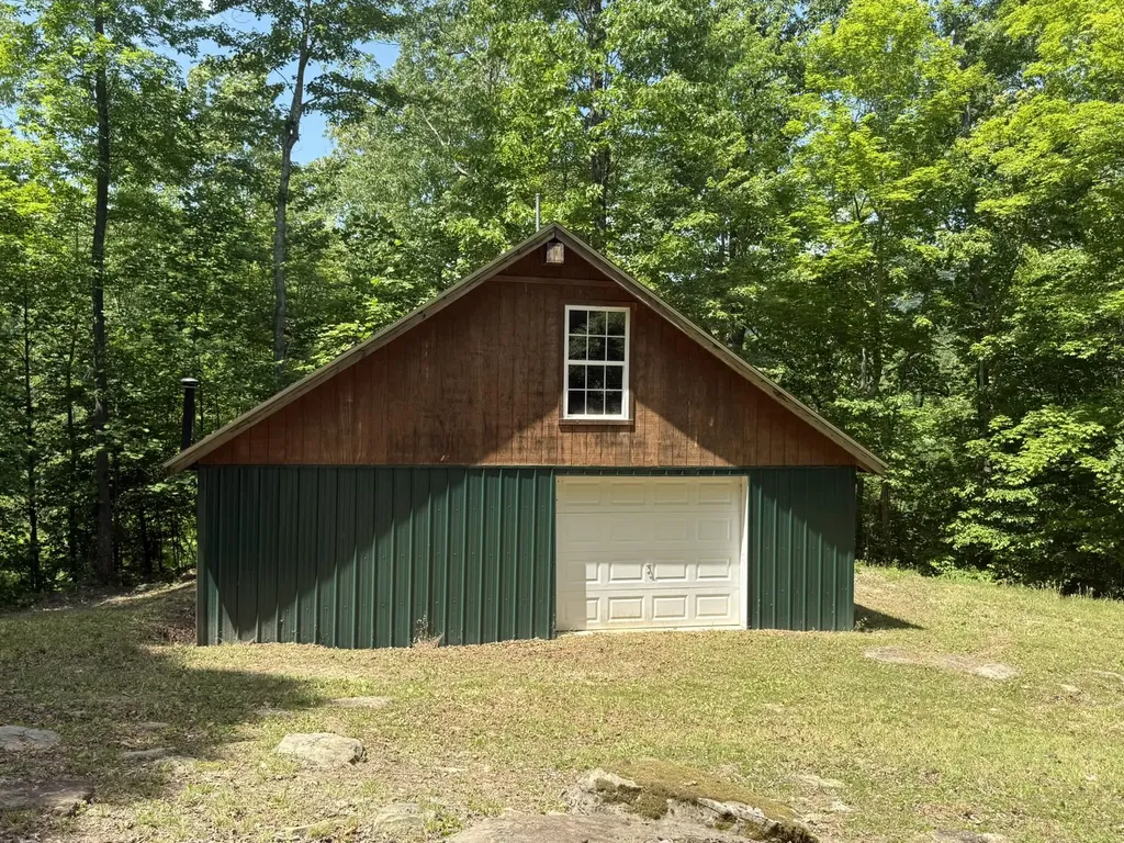 1658 Dry Hollow Road Monticello KY 42633