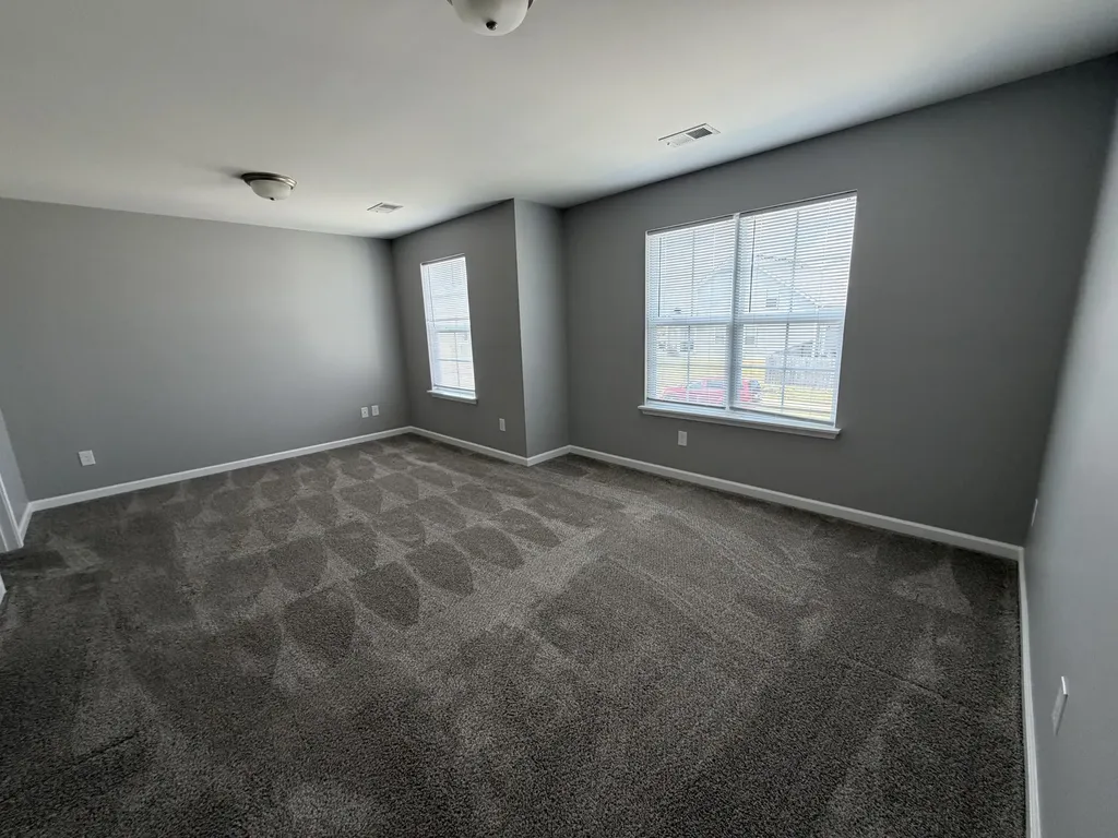 2460 Feathersound Way Lexington KY 40511
