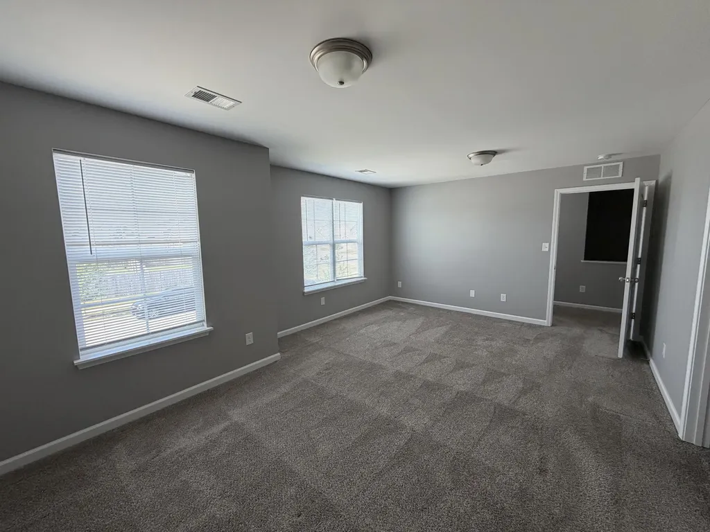 2460 Feathersound Way Lexington KY 40511