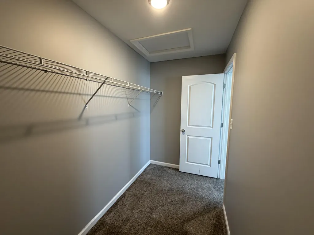 2460 Feathersound Way Lexington KY 40511