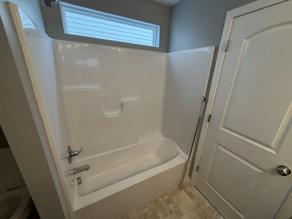 2460 Feathersound Way Lexington KY 40511