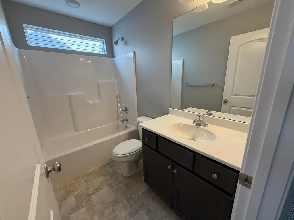 2460 Feathersound Way Lexington KY 40511