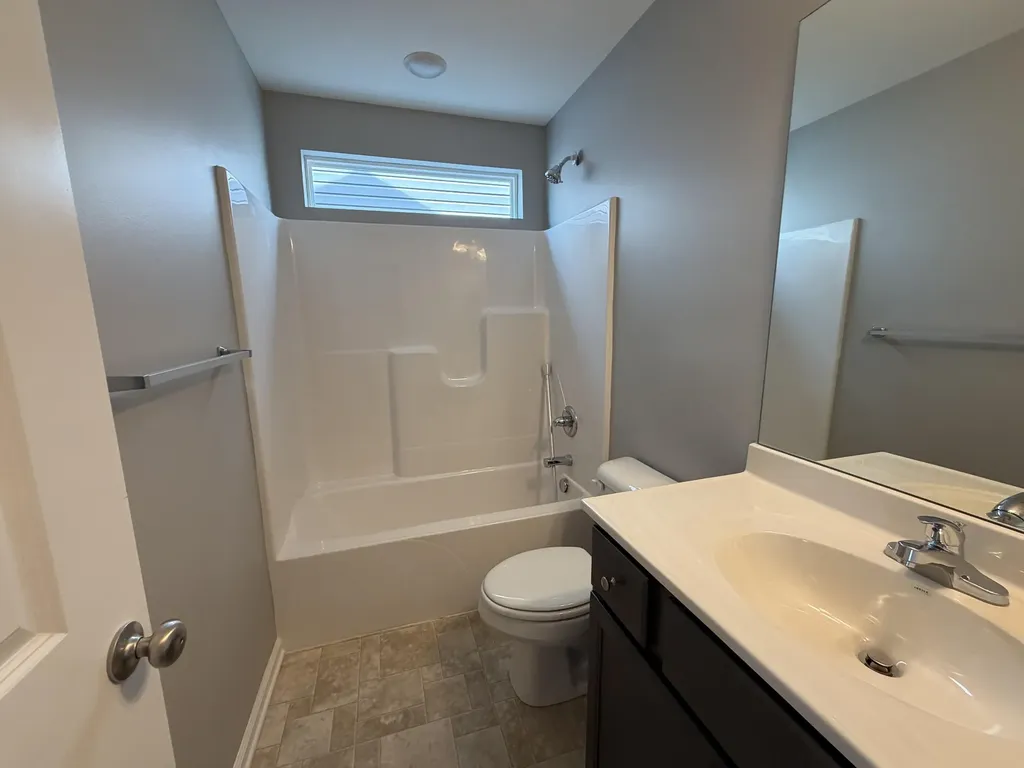 2460 Feathersound Way Lexington KY 40511