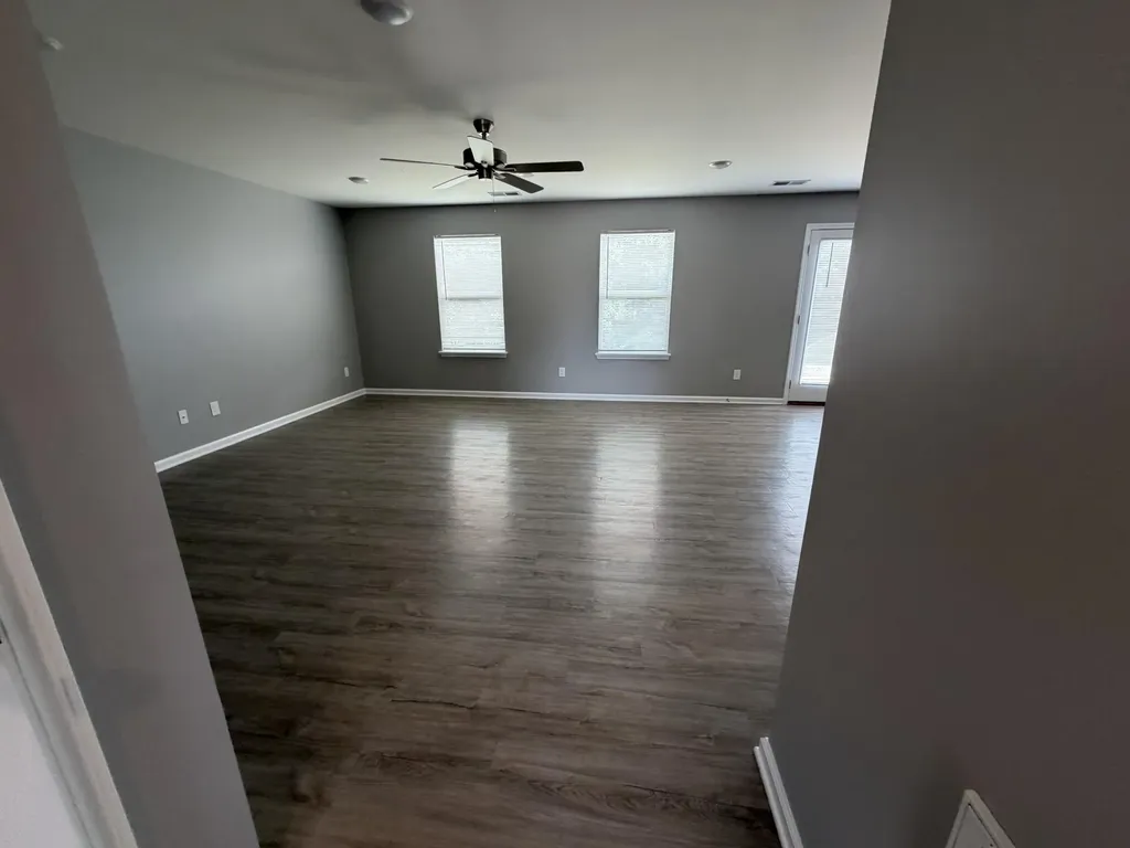 2460 Feathersound Way Lexington KY 40511