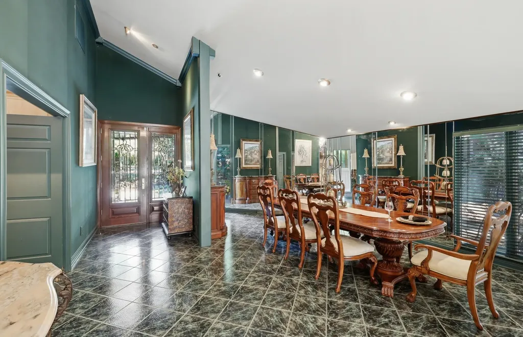 2132 Island Drive Lexington KY 40502