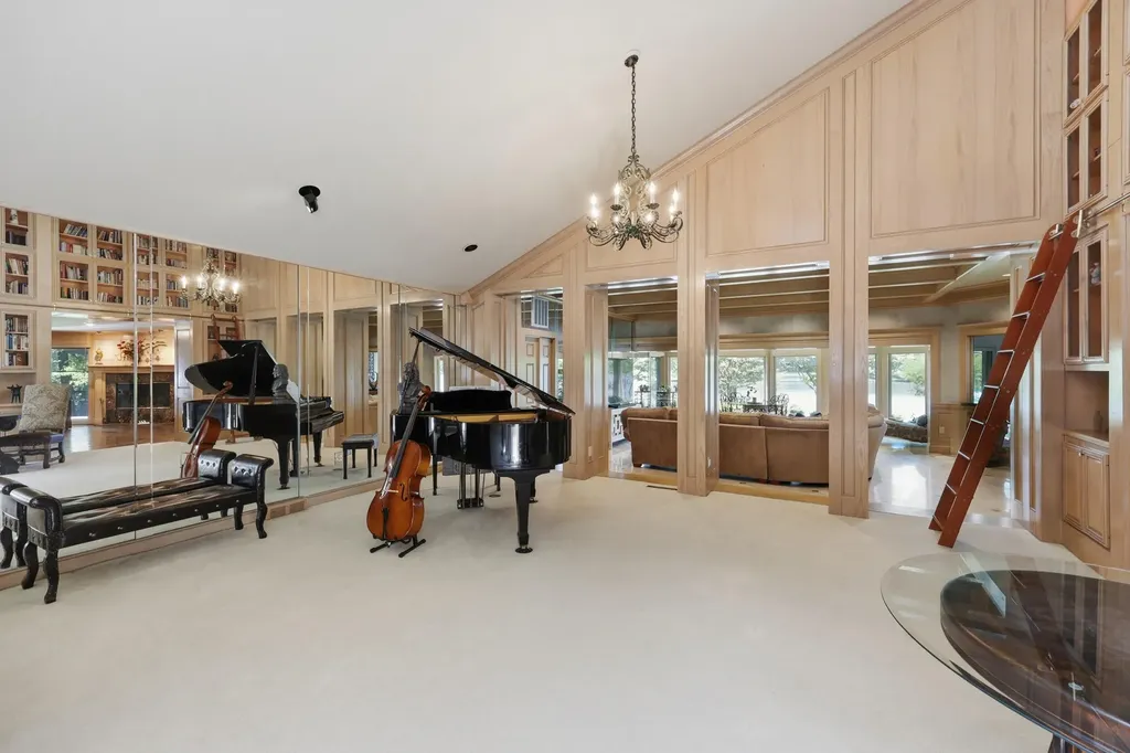 2132 Island Drive Lexington KY 40502